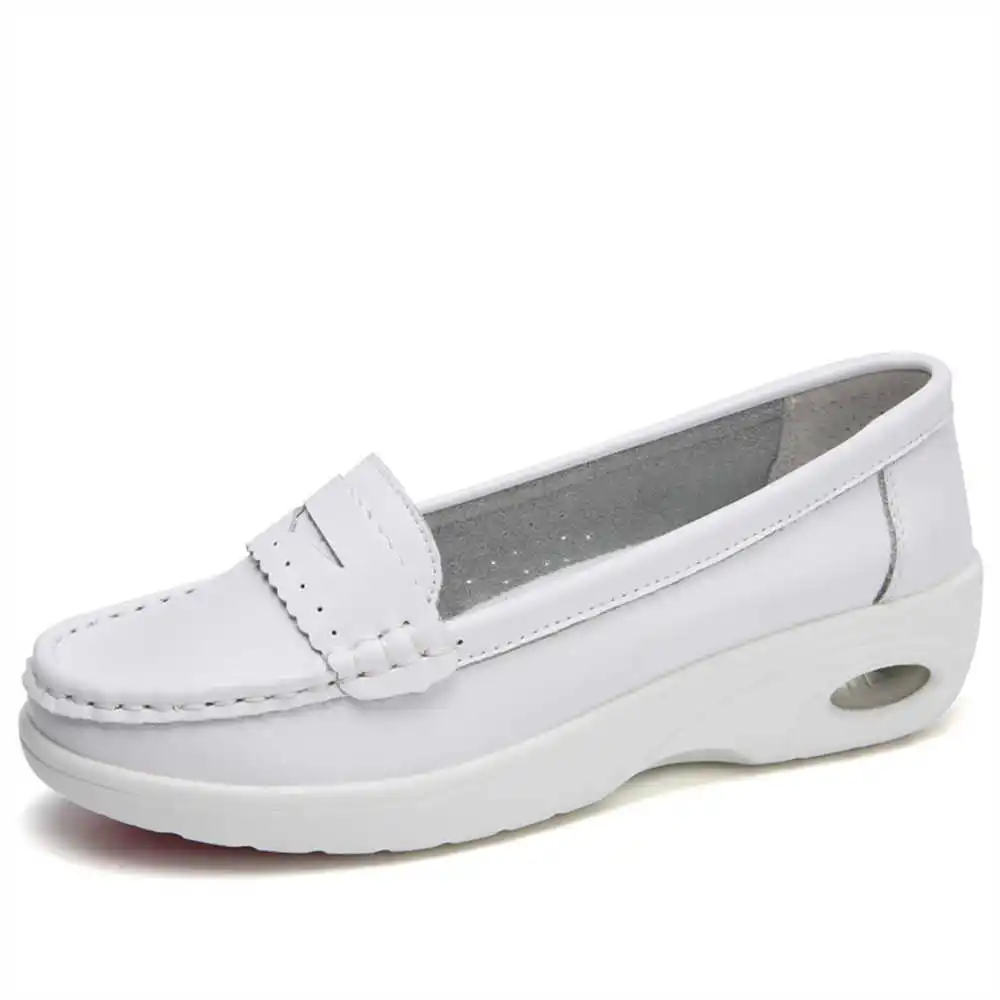 男性と女性のための厚いソールを備えた白いスライポントレーナー - Vintage Fashion Collecting And Wearing Designer Classics のレビューと価格