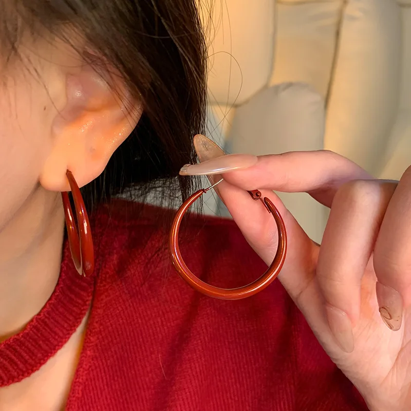 チャームトレンディなワインレッドカラーの幾何学的なサークルフ - Vintage Fashion Korea のレビューと価格