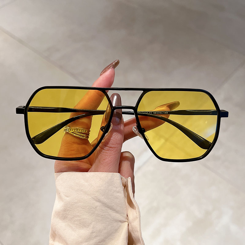 ヴィンテージ偏光サングラス男性ファッションブラックシェードア - Vintage Fashion And Design のレビューと価格