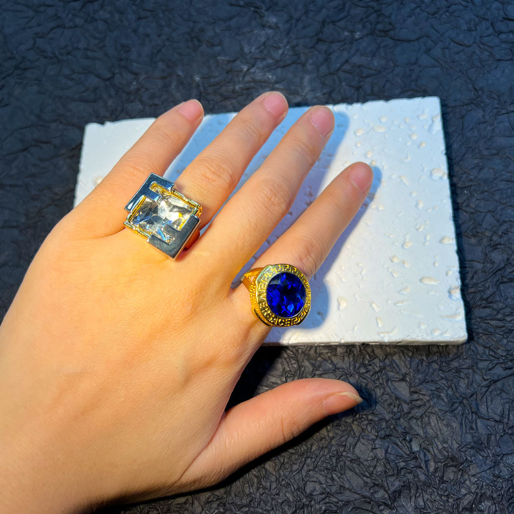 ヴィンテージ中世風Gリング、複製ダイヤモンド、重工業風、先進 - Vintage Fashion Rings のレビューと価格