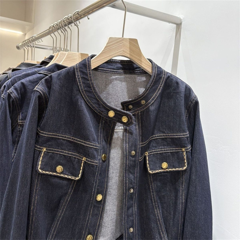 新しいステッチレトロ春秋デニムジャケット女性長袖バックルジー - Patchwork Jean Jacket のレビューと価格
