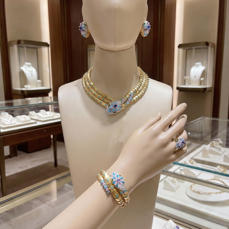 ヨーロッパアメリカ風イヤリング、指輪、ブレスレット、3層ネッ - Vintage Fashion Rings のレビューと価格