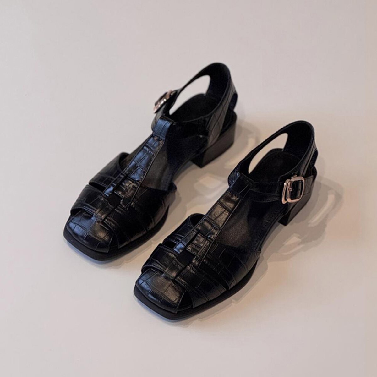 女性のサンダル夏の新しいファッション織りヴィンテージ通気性ロ - Vintage Fashion In 2026 のレビューと価格