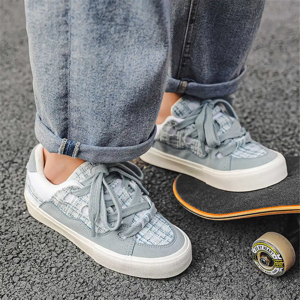 女性用スポーツスニーカー,レース付きスニーカー,ヒップホップ - Vintage Fashion Collecting And Wearing Designer Classics のレビューと価格