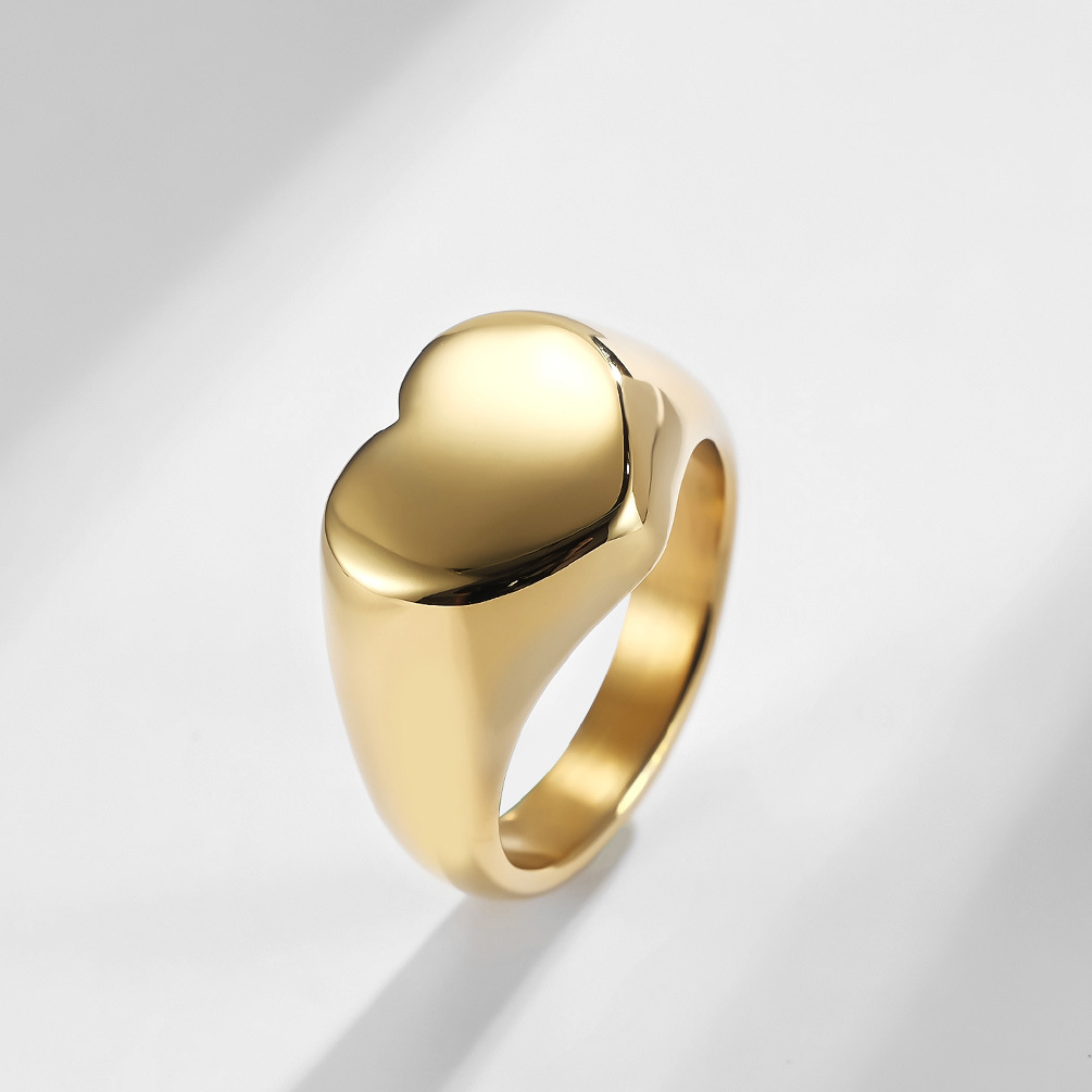 カスタマイズされた女性シグネットリングかわいいハート Rou - Vintage Fashion Rings のレビューと価格